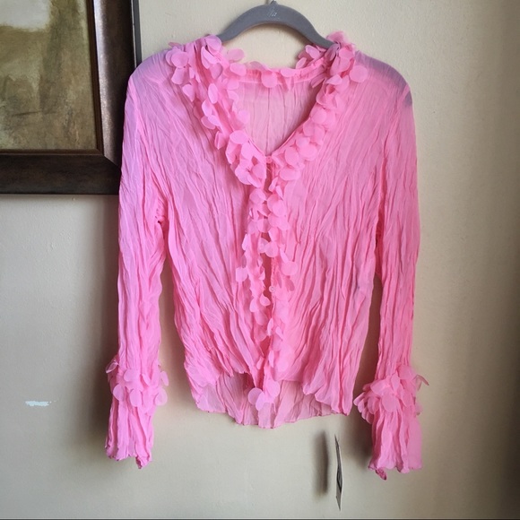 American Vintage Tops - Bubble gum Pink Frilly Petal Button-Up. 🌸